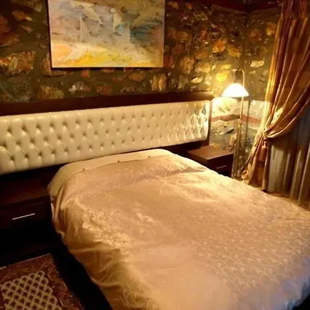 Lithos Agios Athanasios (Pella)