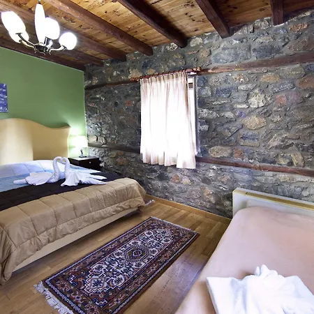 Hotel Lithos 3*
