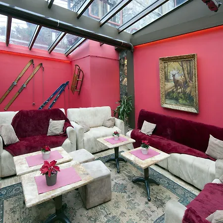 Lithos Hotel
