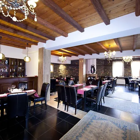 Lithos Hotel