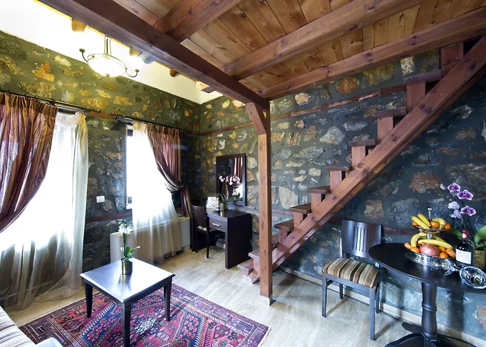 Lithos Палайос-Агиос-Атанасиос